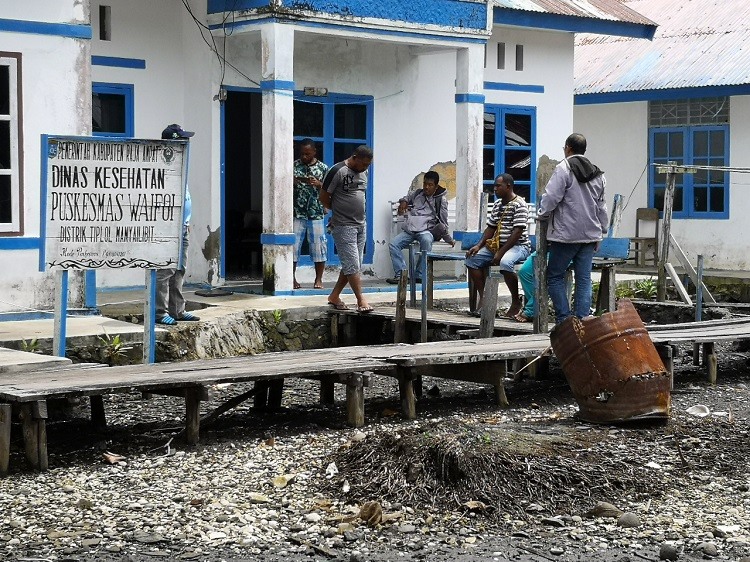 Community health centre in Waifoi, Tiplol Mayalibit district, West Papua Irmansyah