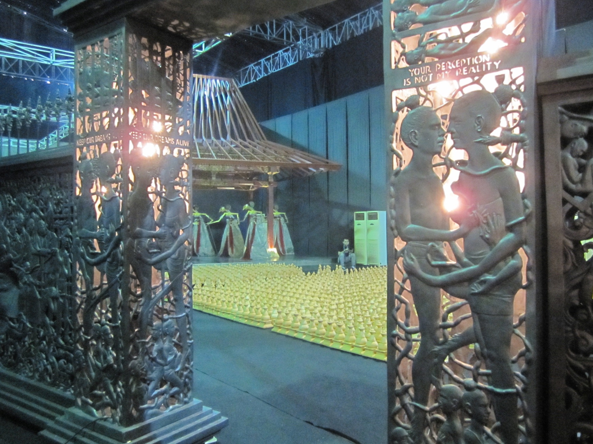 Entang Wiharso, “The Indonesian: No Time to Hide” 9a ingham